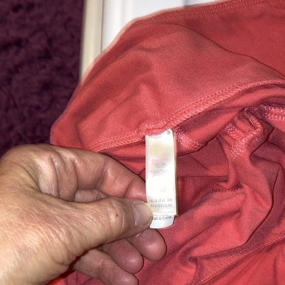 Rust Rose Leggings - Picture 5 of 5